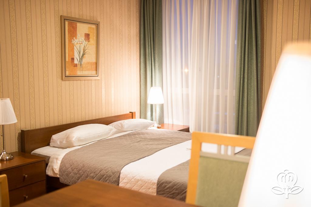 L'Ascada Hotel Сьрем Екстер'єр фото