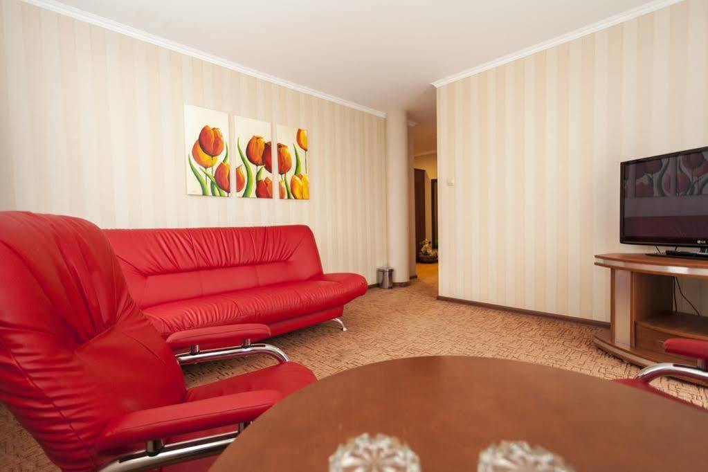 L'Ascada Hotel Сьрем Екстер'єр фото