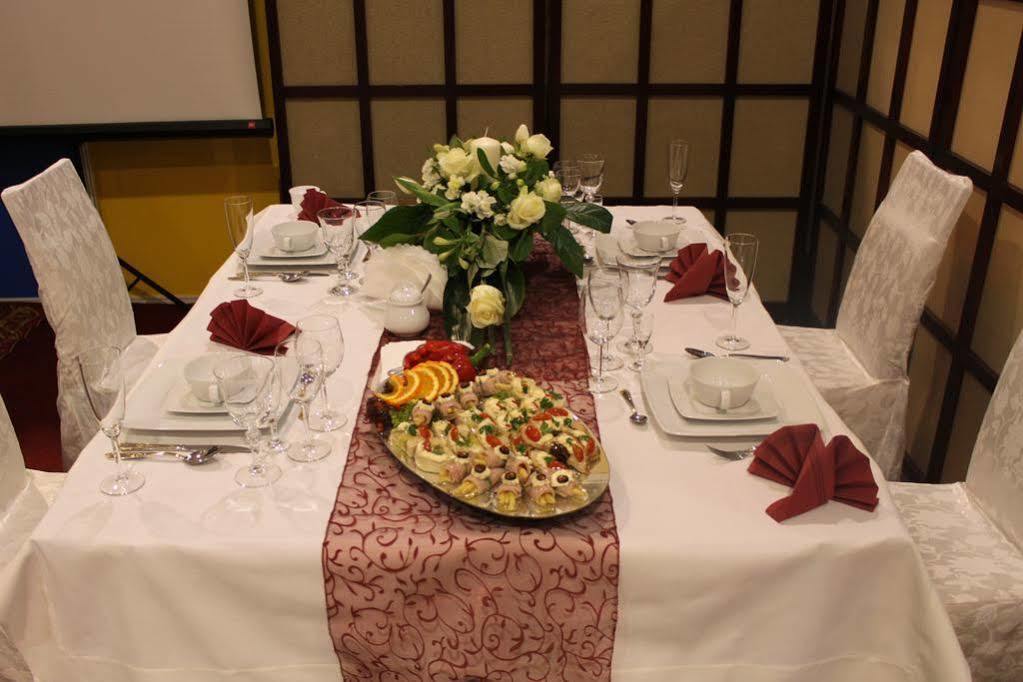 L'Ascada Hotel Сьрем Екстер'єр фото