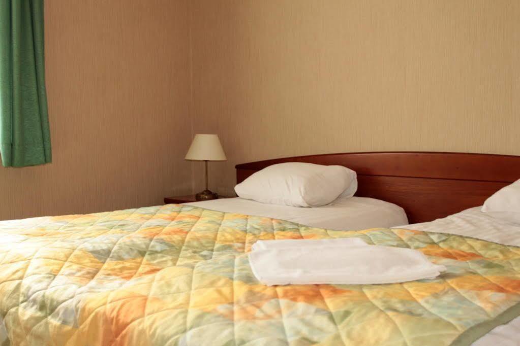 L'Ascada Hotel Сьрем Екстер'єр фото