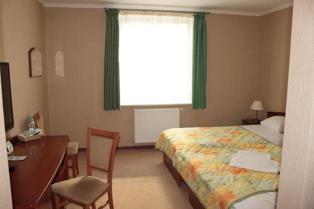 L'Ascada Hotel Сьрем Екстер'єр фото
